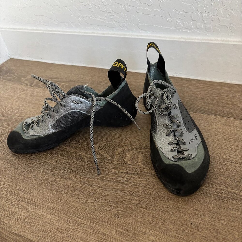 La Sportiva Gray & Black Climbing Shoes Women's Size 6